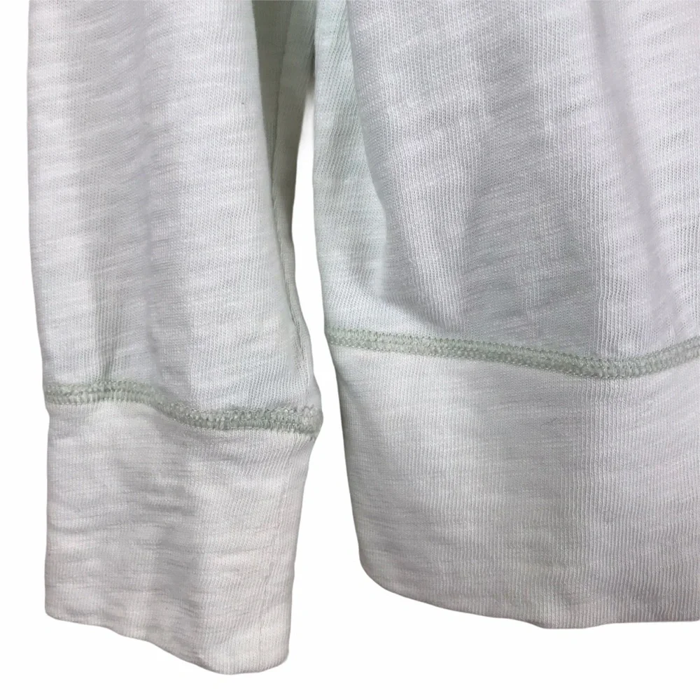 GAP pale green